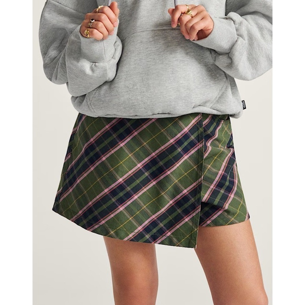 Vans Sirelle Wrap Mini Skort Green Plaid Pink Navy Mid Rise Women's Size 26 NEW